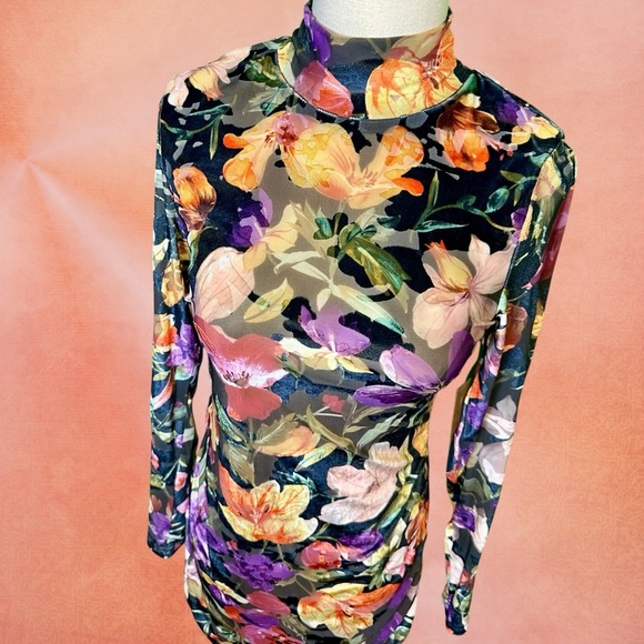 NWT Kourt Mockneck Floral Velvet Burnout Bodycon Dress Size Medium - Picture 4 of 16